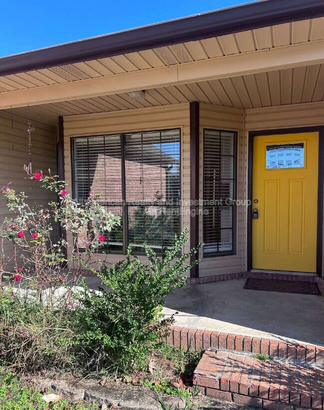 Foto del edificio - 2220 Kerra Ln