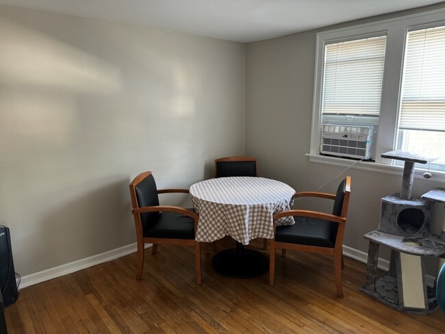 Foto del edificio - 3218 Oak Ave