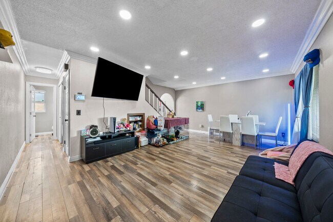 Foto del edificio - 1580 Mendocino Dr