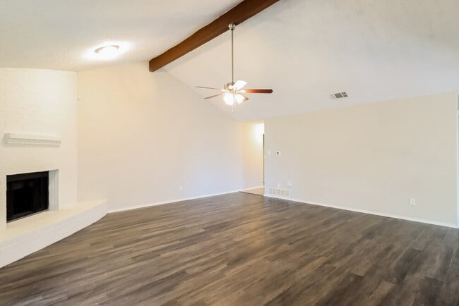 Building Photo - 4200 Cypress Springs Dr