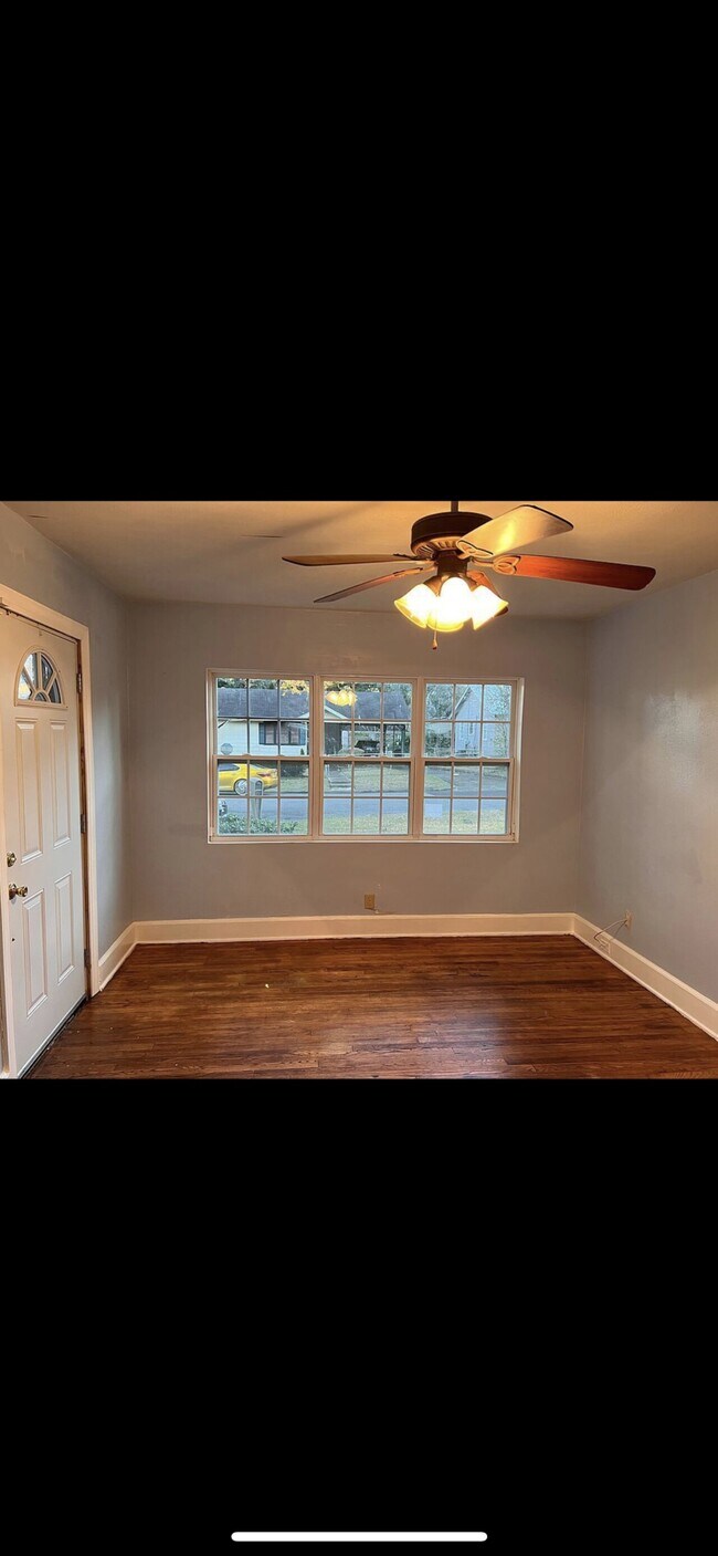 511 Avondale Ct, Mobile, AL 36617 House Rental in Mobile, AL