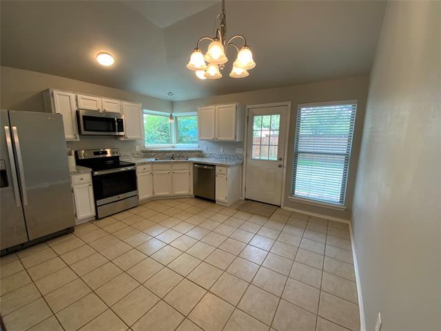 Building Photo - 2316 Dalewood Ln