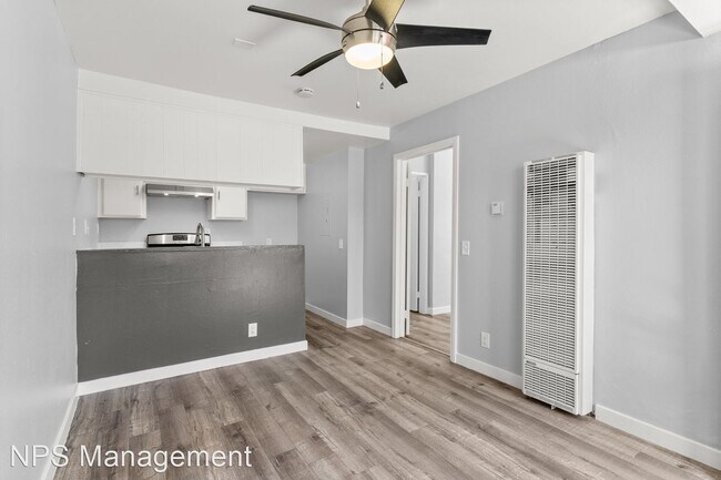 Foto del edificio - 1 br, 1 bath Apartment - 533 E 11th Street...