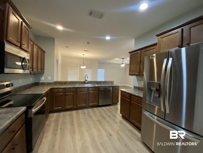 Building Photo - 24304 Raynagua Blvd
