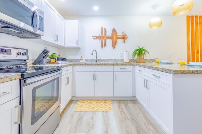 Foto del edificio - 1762 NW 15th St