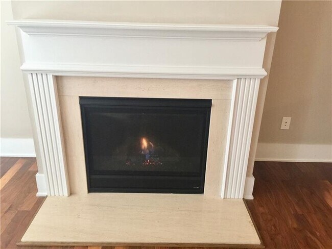 Building Photo - 325 Alderwood Ln