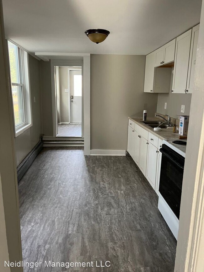 Foto del edificio - 2 br, 1 bath House - 150 N West St