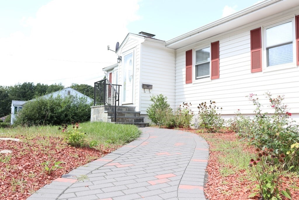 34 Isabel Cir Unit 34, Randolph, MA 02368 Apartments in Randolph, MA