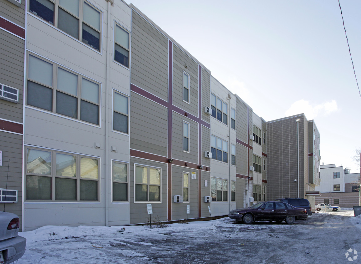 Building Photo - Prairie Apartments