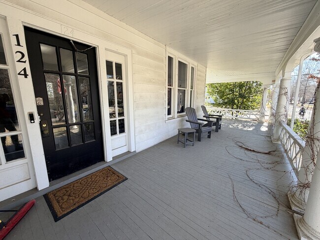 Foto del edificio - 124 Linden Ave