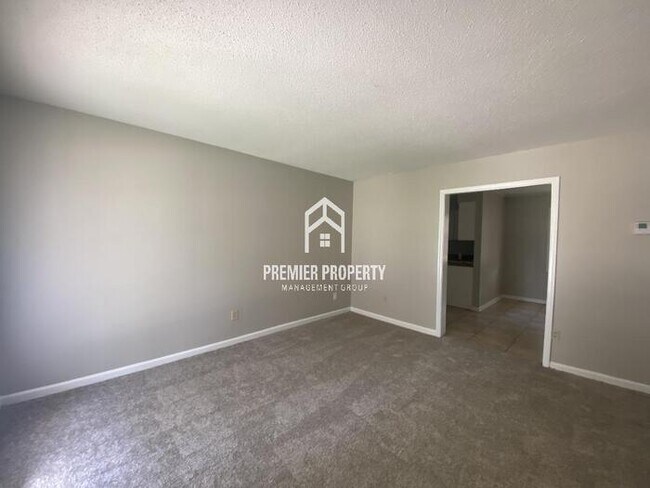 Foto del edificio - 4006 Windermere Rd