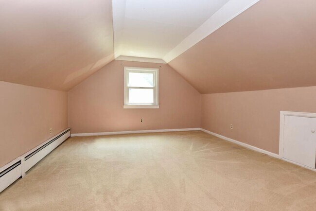 Foto del edificio - North Colonie School District 4 Bedrooms 1...