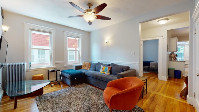 Photo - 9 St Peter St Townhome