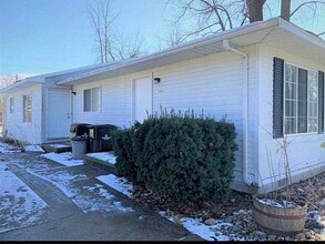 Building Photo - 1312 Illinois Dr