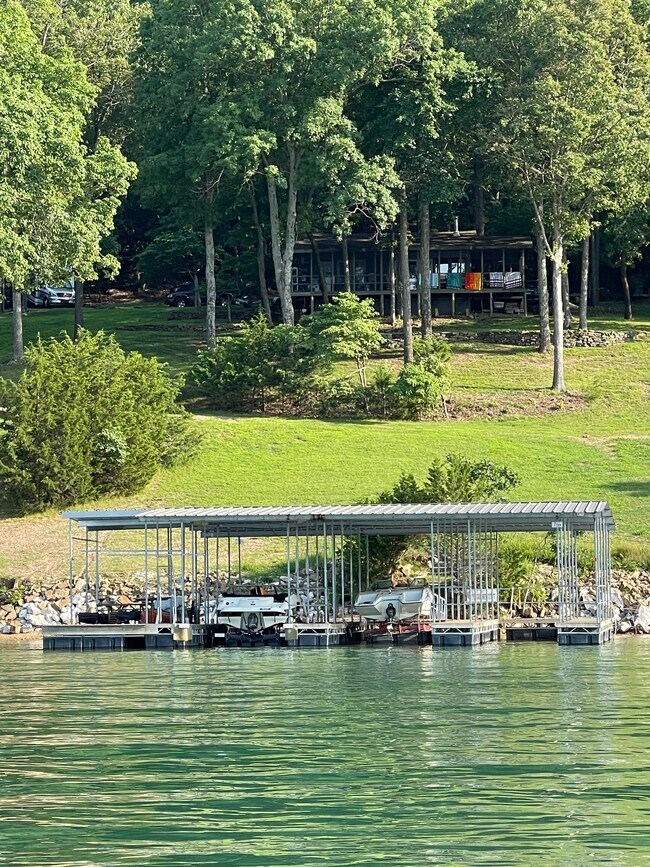 Foto del edificio - 1500sf Lake Cabin Vacation/Staycation Rental Lk