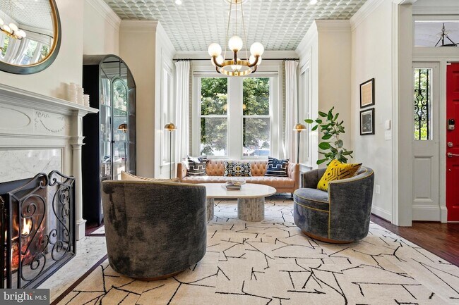 Foto del edificio - 2121 R St NW