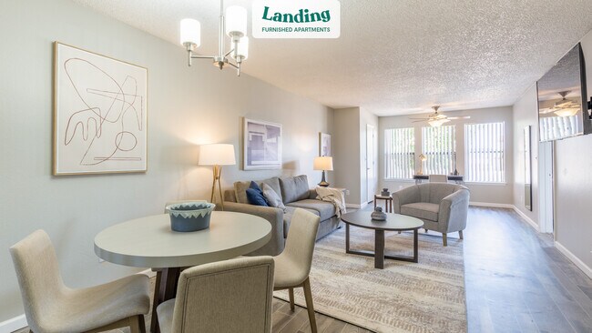 Foto del edificio - 4502 E Paradise Village Pkwy S