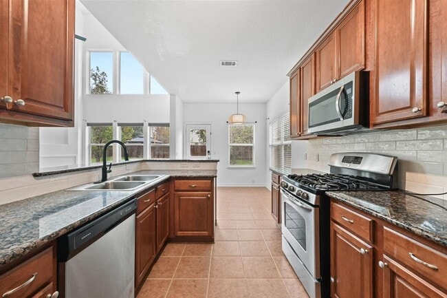 Building Photo - 20825 Penny Royal Dr