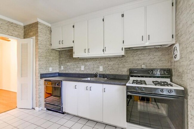 Foto del edificio - 91 Rumson Rd NE