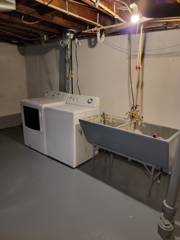 Foto principal - 19625 Meier St