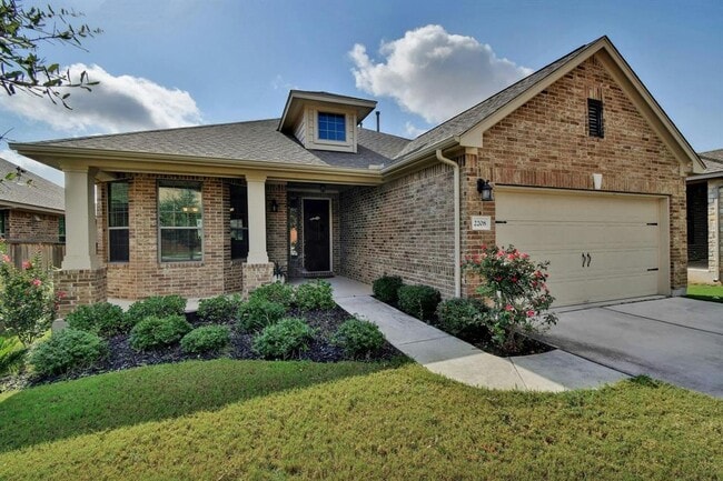 Foto del edificio - 2208 Granite Hill Dr