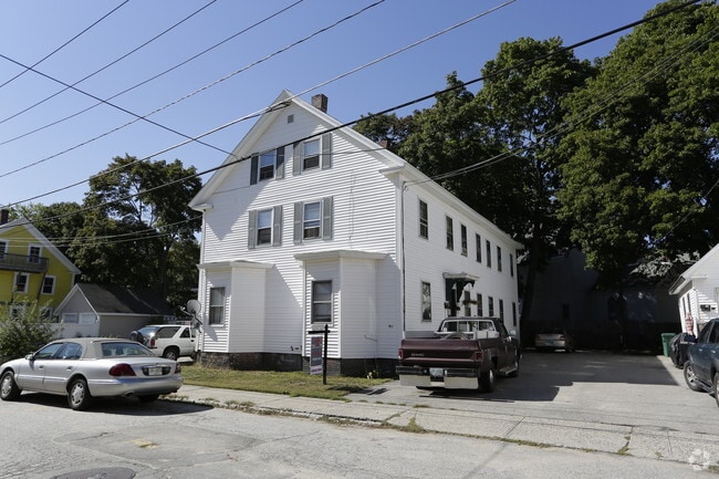 Building Photo - 19-25 Academy St