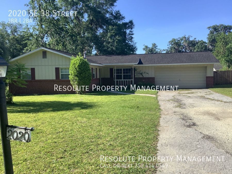 3 Bed/ 2 Bath SE Ocala House Rental in Ocala, FL