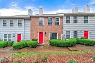 Building Photo - 218 Mill Creek Pl