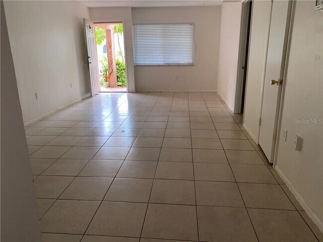 Foto del edificio - 1616 Redwood St
