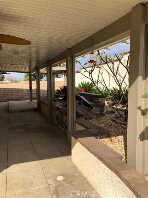 Building Photo - 2135 Estrado Cir