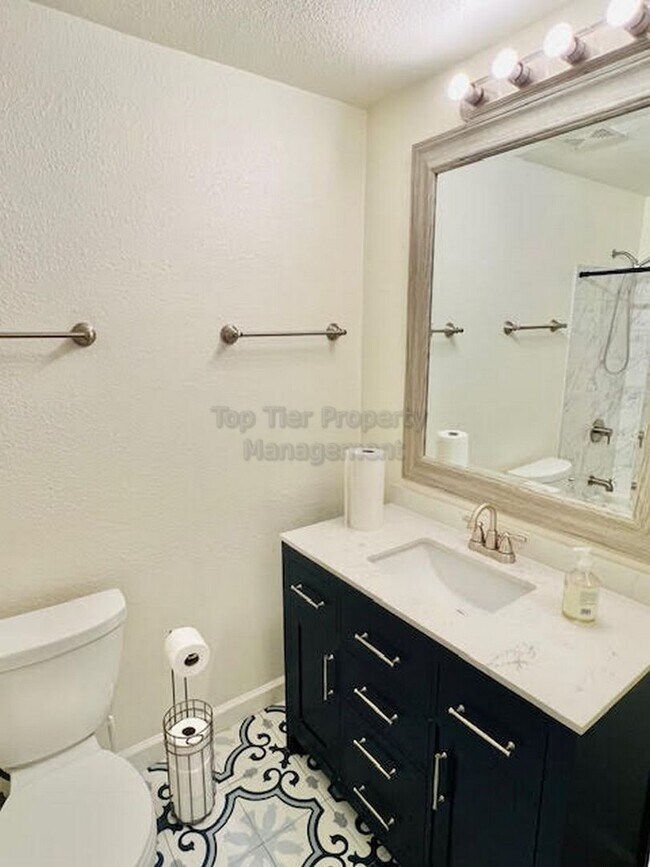 Building Photo - **DISCOUNTED DEPOSIT** Beautifully Upgrade...