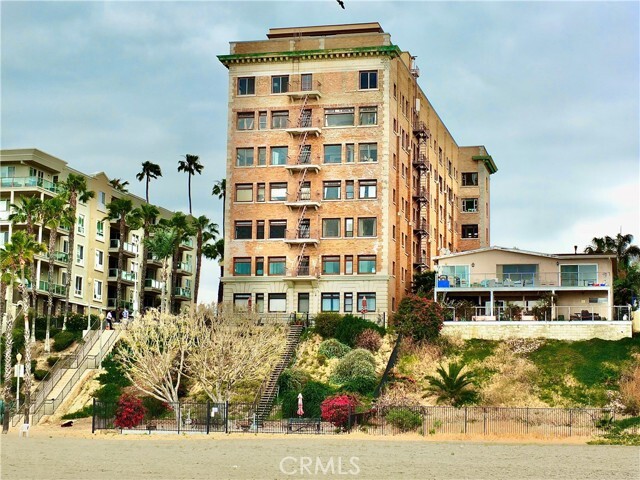 Foto del edificio - 1030 E Ocean Blvd