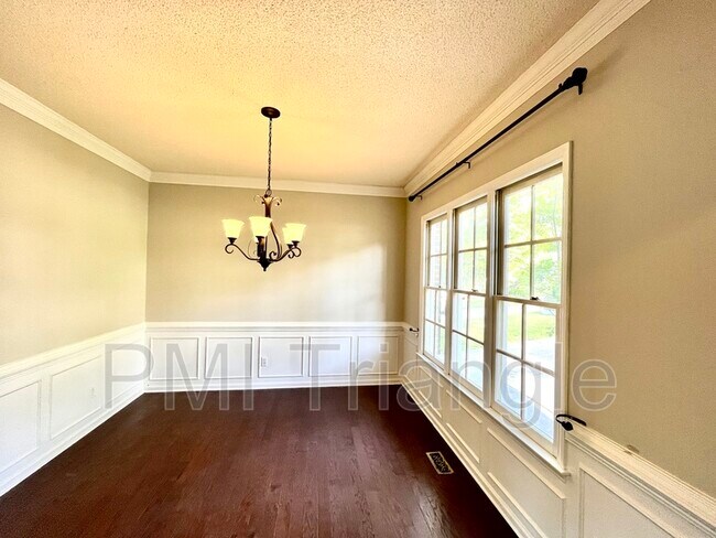 Building Photo - 4733 Royal Troon Dr