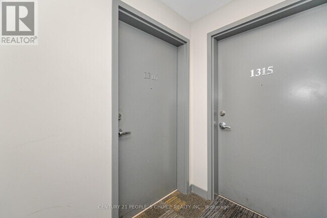 Building Photo - 258A-1258 Sunview St