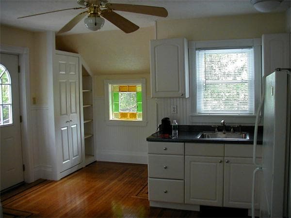 Building Photo - 49 Dean Ave