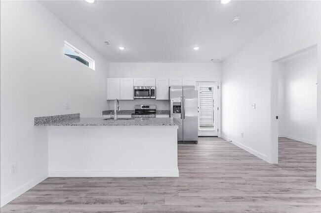 Foto del edificio - 550 Discovery Ave