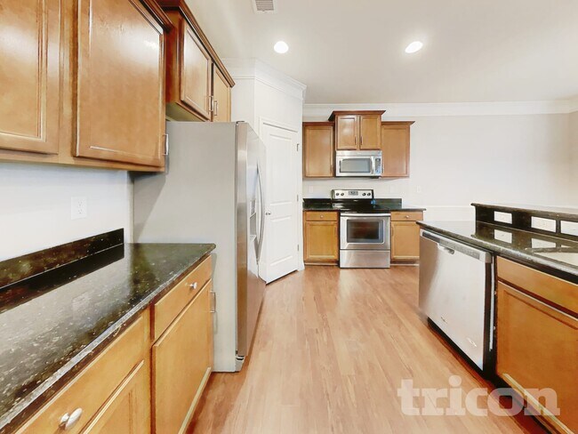 Foto del edificio - 116 Carolinian Dr