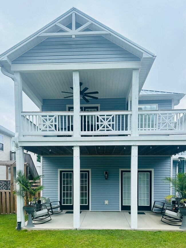 Foto del edificio - 122B James Ave