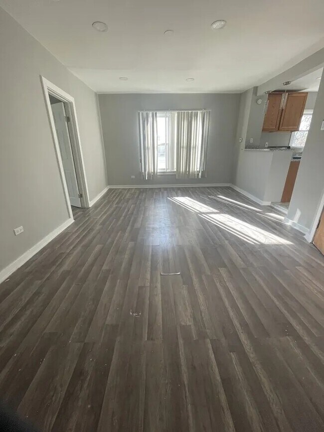 Foto del edificio - 10730 S Lafayette Ave