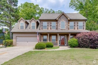 Building Photo - 323 Deer Run Dr