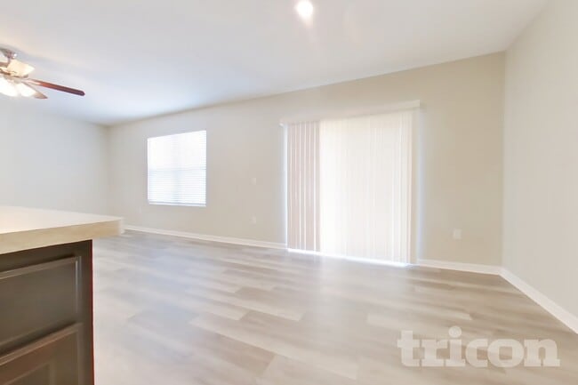 Building Photo - 5990 Churchill Square Way