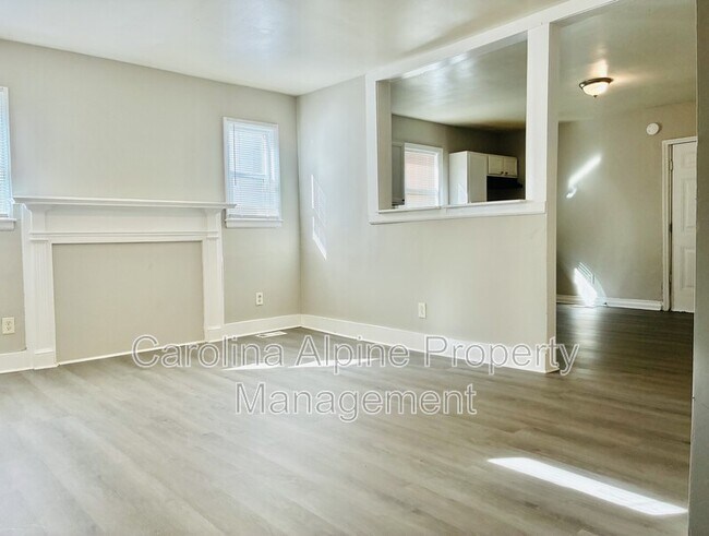 Building Photo - 2716 Mayfair Ave