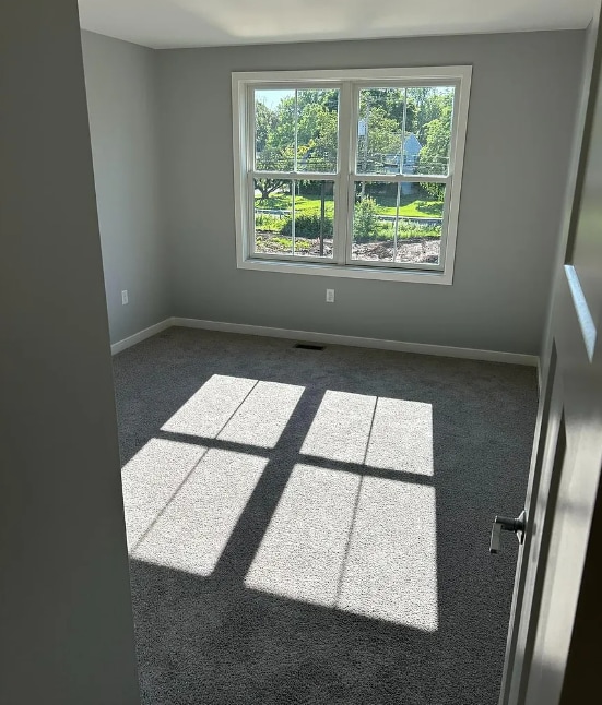 Building Photo - 120 Hart Ln