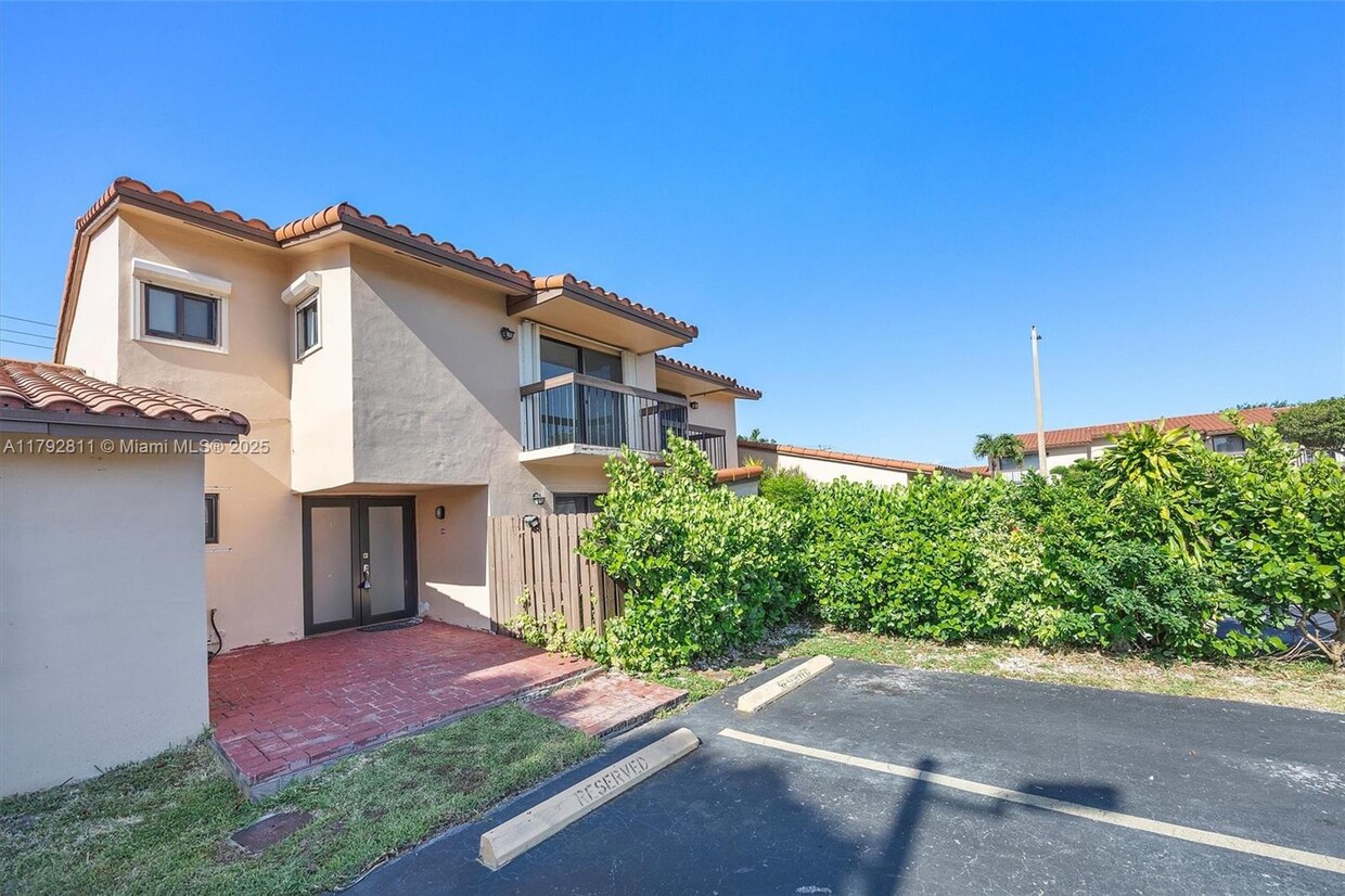 Primary Photo - 3809 SW 82nd Ave