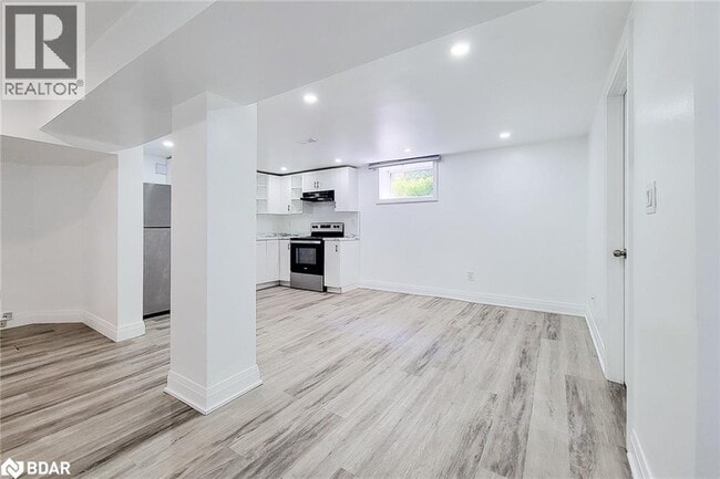 Photo du bâtiment - 265 W 19th St