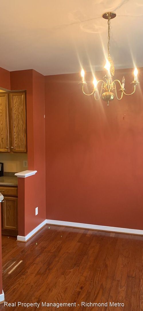 Building Photo - 3 br, 2.5 bath House - 1121 Grand Brook Dr