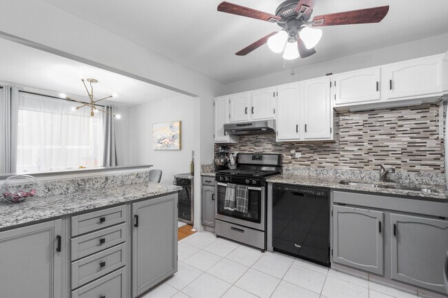 Building Photo - 620 Berkley Ct