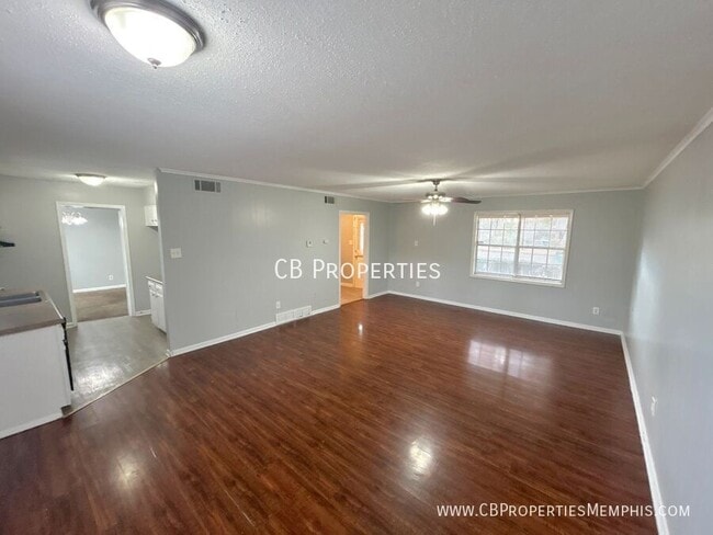 Building Photo - 5270 Algiers Dr