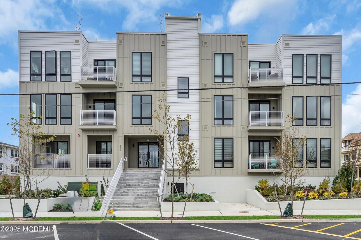 Foto principal - 218 3rd Ave