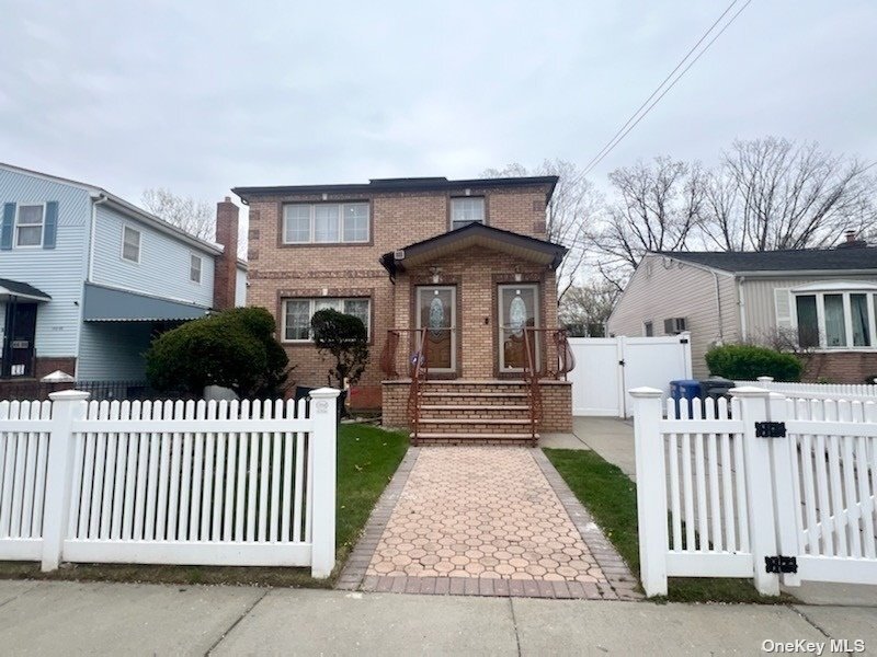 Primary Photo - 146-15 232nd St